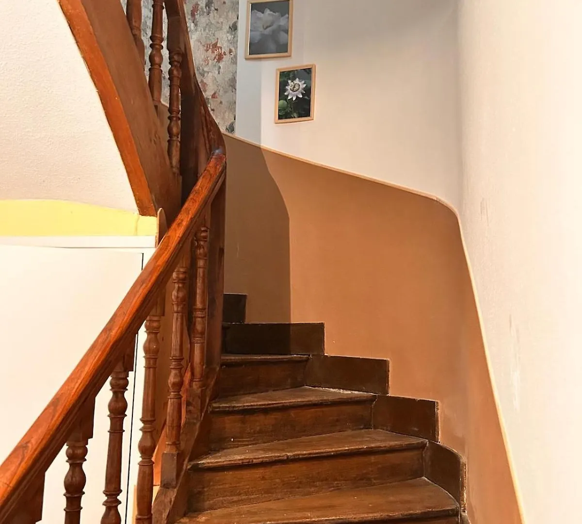 La Maison De Charles Montauban 0*,  França
